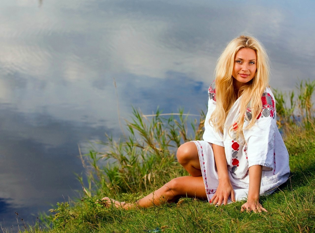 Sexy girl Slavic girls in Kobe