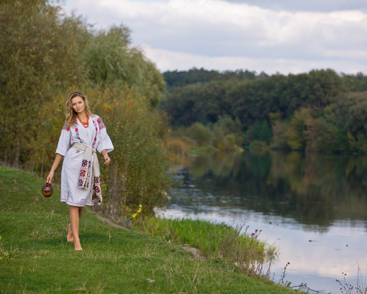 Nude girl Slavic women in Kobe